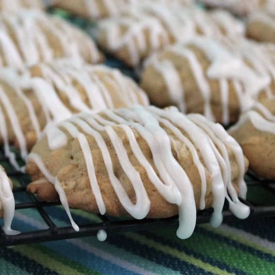 Iced Oatmeal Cake Cookies